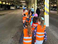 Bus-Sicherheitstraining für Vorschulkinder der Caritas-Kita St. Altfrid 