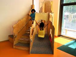 Spiel- und Erlebnispodest Caritas-Familienzentrum St. Bernward